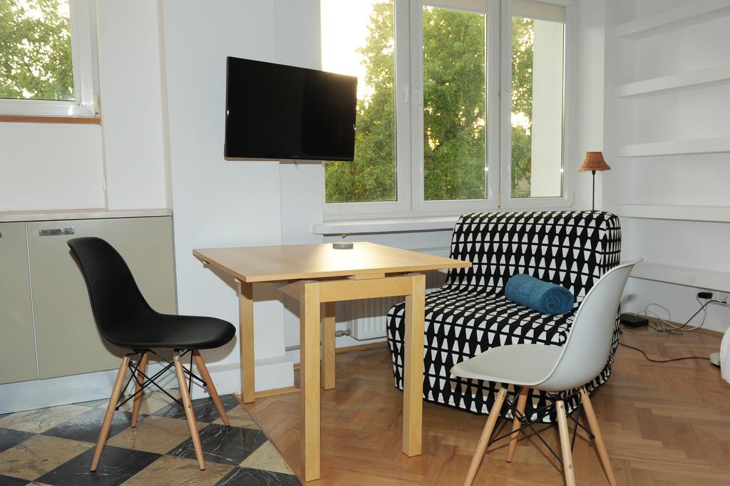 Iwicka Apartment *