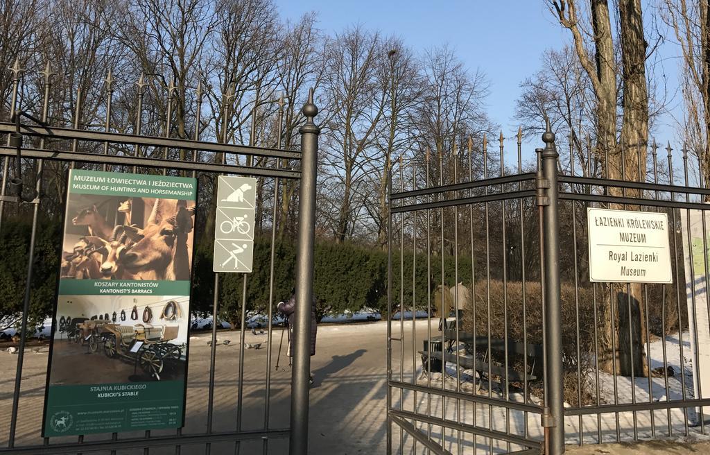 Apartment Iwicka Warschau